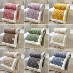 Double-Sided Fleece Jacquard Blanket-2