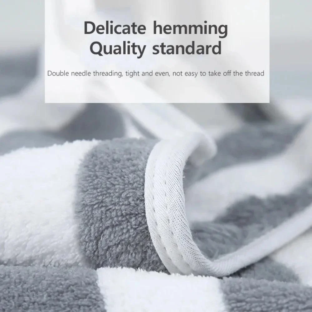 Absorbent Bath Towel for Adults & Kids — Product detail image 2