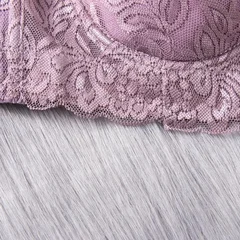 Sujetador push-up con aros de encaje floral fino y cómodo en color liso para mujer de talla grande-9