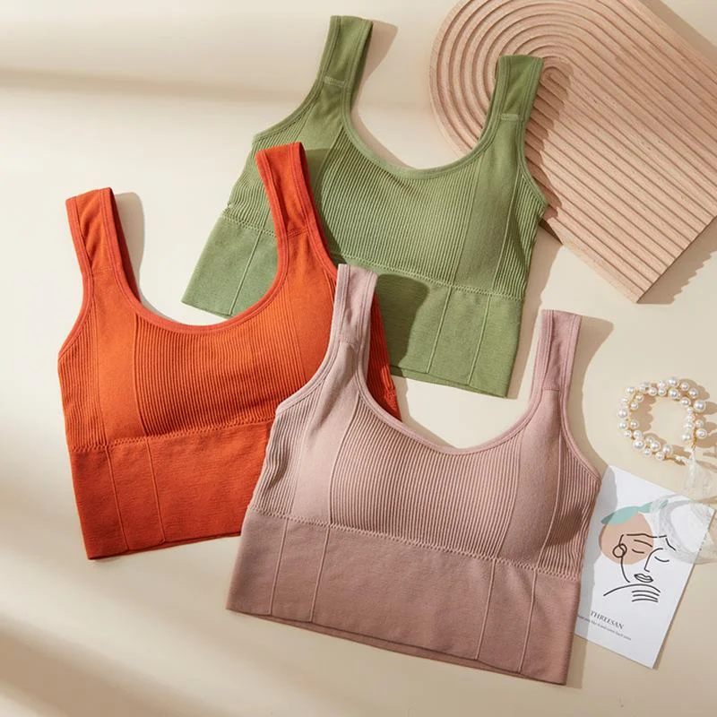 Women's Seamless Yoga Sports Bra — Product detail image 3