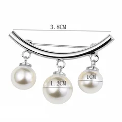 Sicherheitsnadel-Brosche mit Kette und Imitationsperlen-3