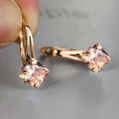 Brincos de Noivado com Pedra Azul-Água de Corte Diamante na Cor Dourada-20