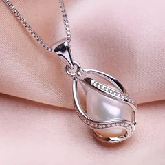 Seniko Freshwater Pearl Necklace with Geometric Cage Pendant-4
