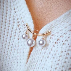 Sicherheitsnadel-Brosche mit Kette und Imitationsperlen-4