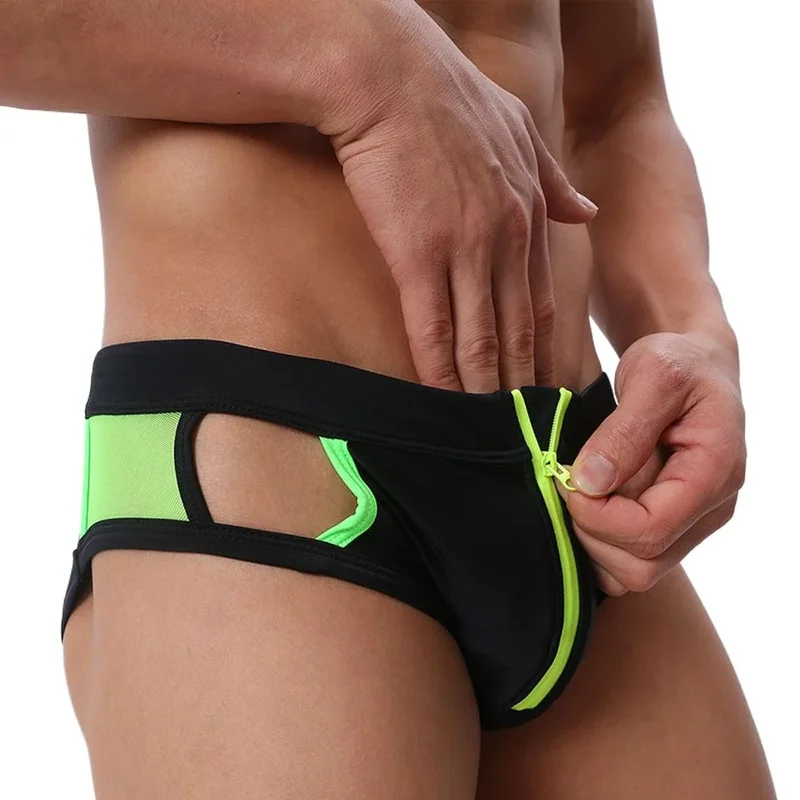Sunga masculina de cintura baixa com zíper lateral aberto e arco-íris
