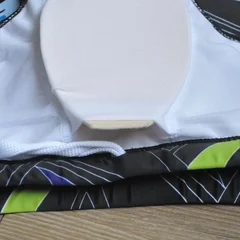 Men's Fashion Print Bikini Swim Briefs with Removable Pad-5